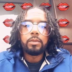 Meet your Posher, Max